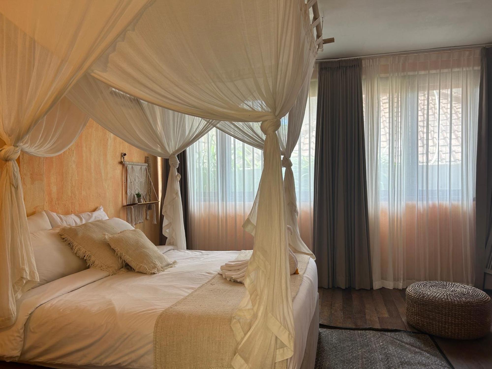 Sannyas Boutique Hotel Uluwatu Esterno foto