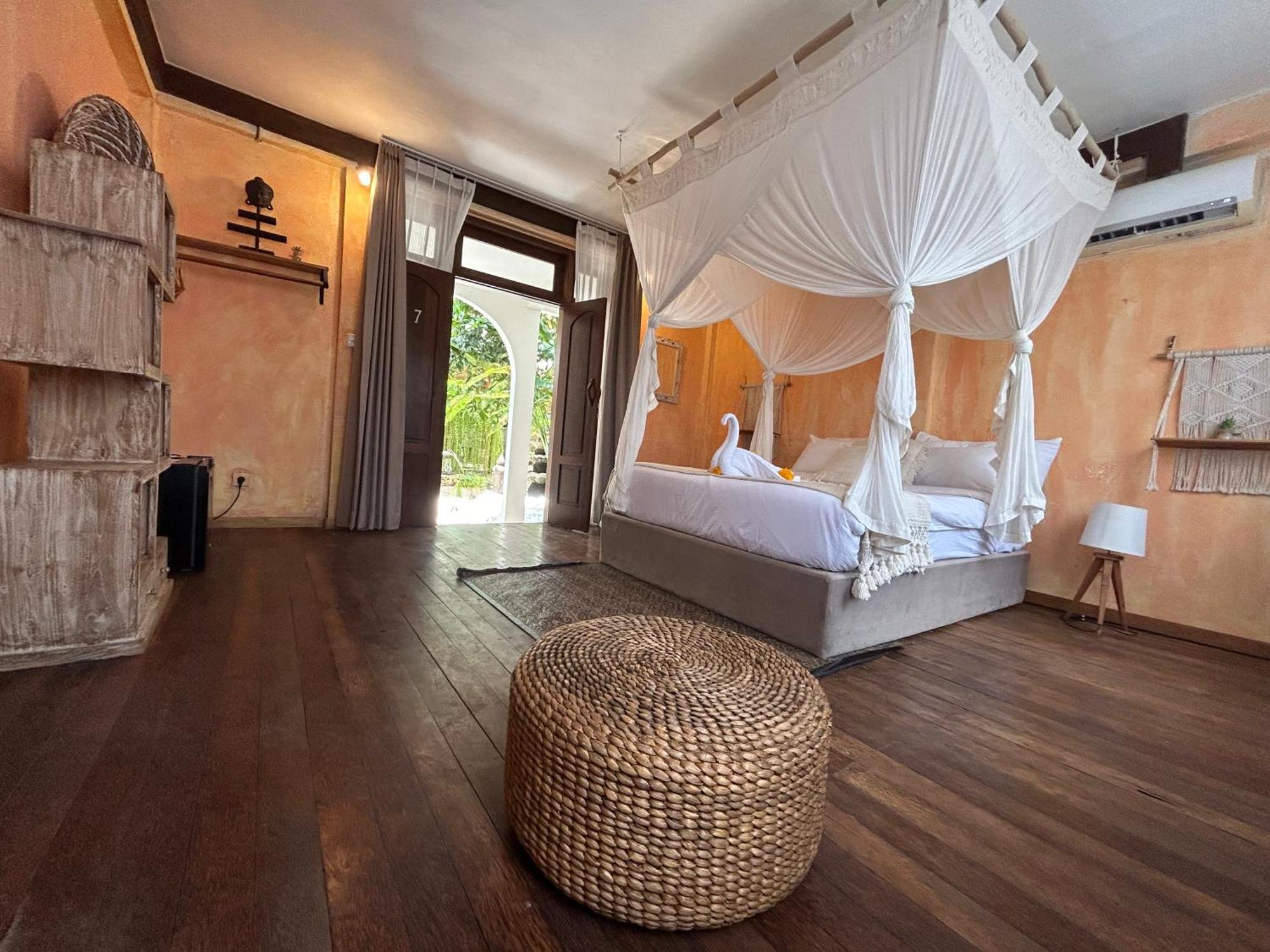 Sannyas Boutique Hotel Uluwatu Esterno foto