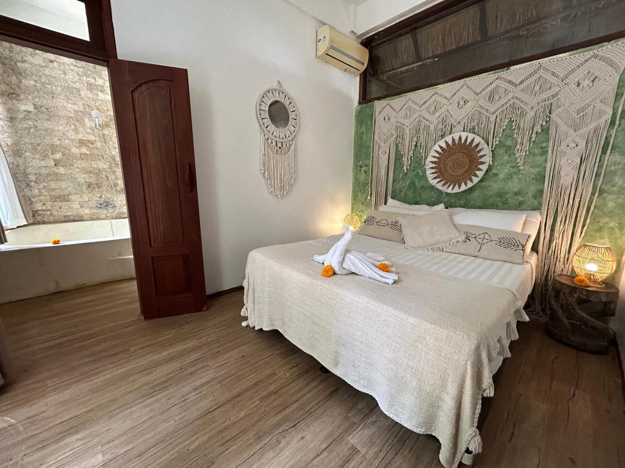 Sannyas Boutique Hotel Uluwatu Esterno foto