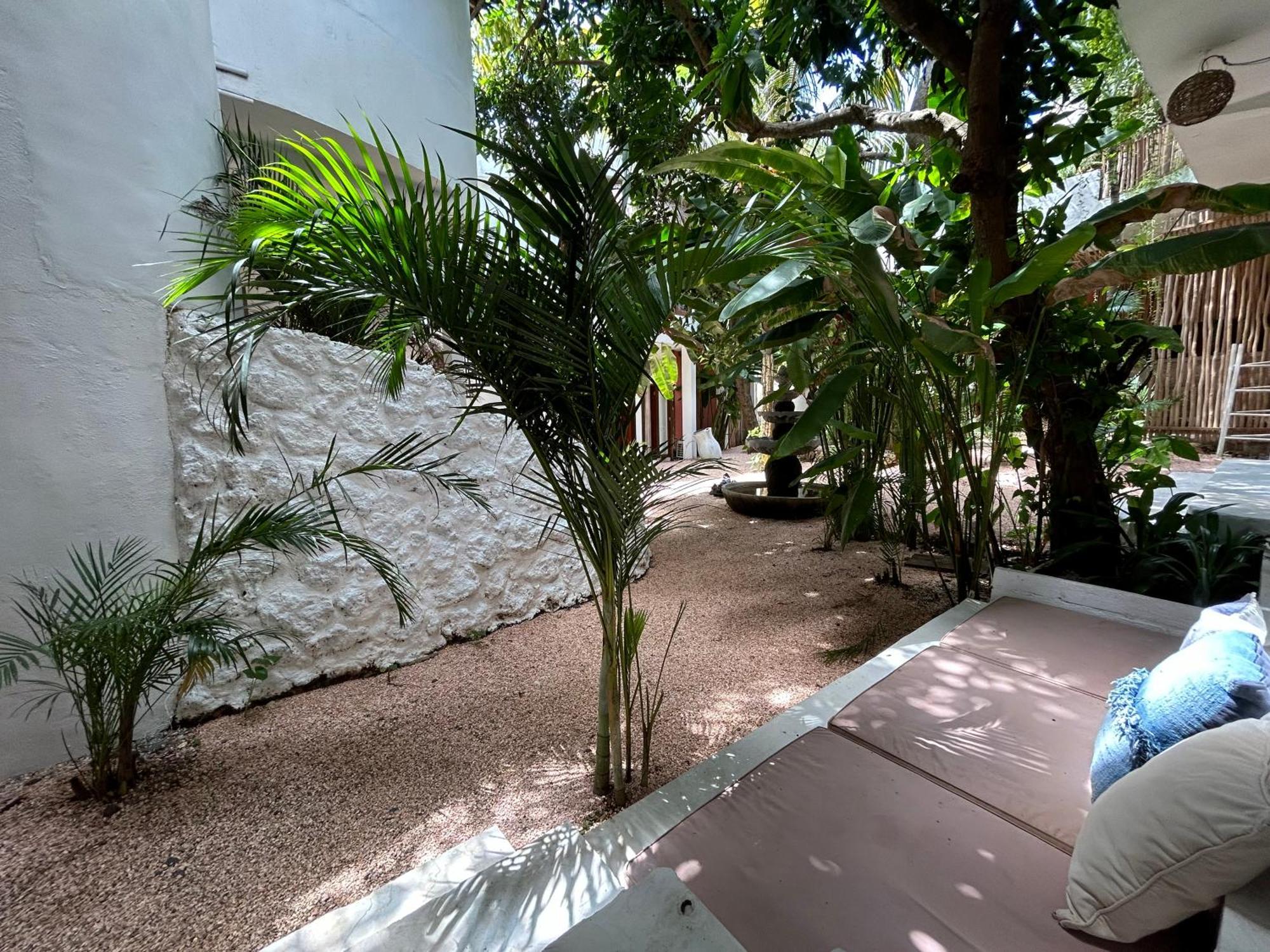 Sannyas Boutique Hotel Uluwatu Esterno foto